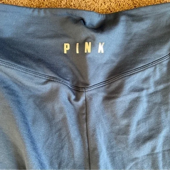 Pink Victoria’s Secret cozy leggings velvet side with pockets size large - Picture 2 of 6